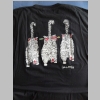schwarzes T-Shirt hinten